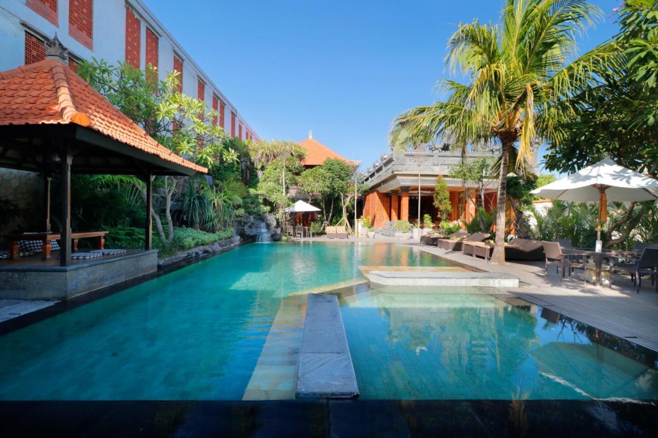 Adi Dharma Hotel Legian Exterior foto